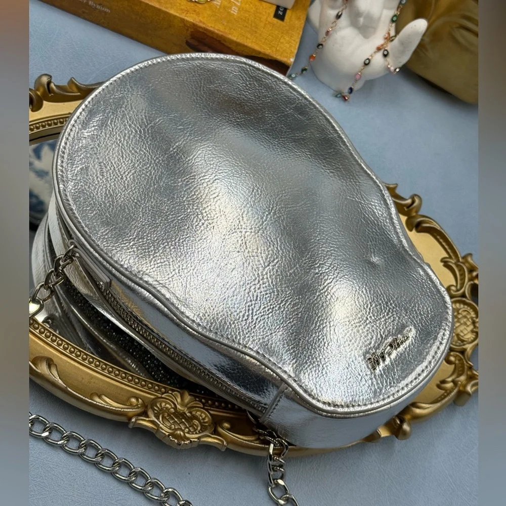 🆕 BETSEY JOHNSON 🧿 NWOT Bone-Jour Sugar Skull Crossbody Bag Silver Irridescent